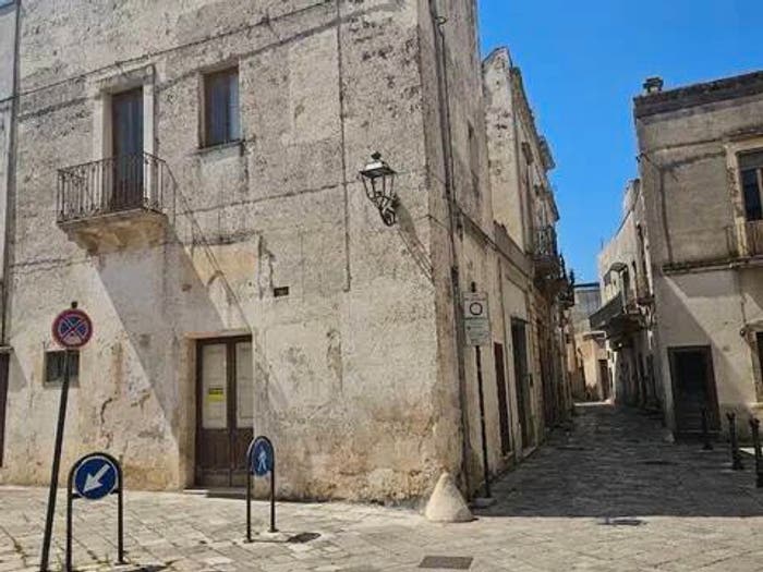 Casa trilocale in vendita in Via Niceta Attanasio, Centro, Soleto