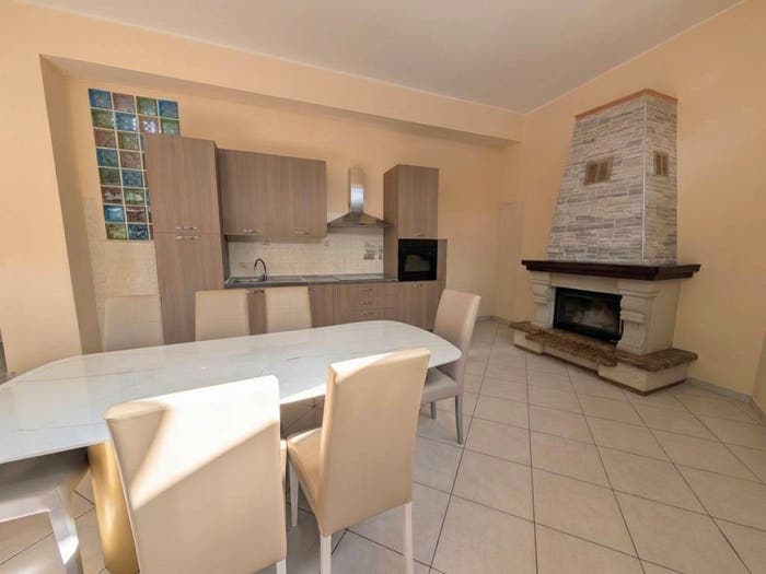 Appartamento con 6 locali in vendita in Via Angelo Musco, Centro, Barcellona Pozzo di Gotto