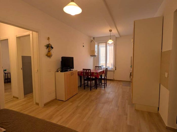 Appartamento bilocale in vendita in Via Salazar, Centro, Locate di Triulzi