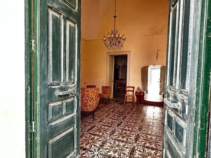 Casa con 6 locali in vendita in Via Della Repubblica, Centro, Vernole