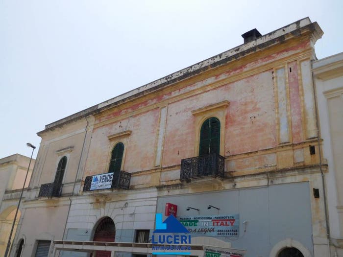 Casa con 6 locali in vendita in Via Roma, Centro, Matino
