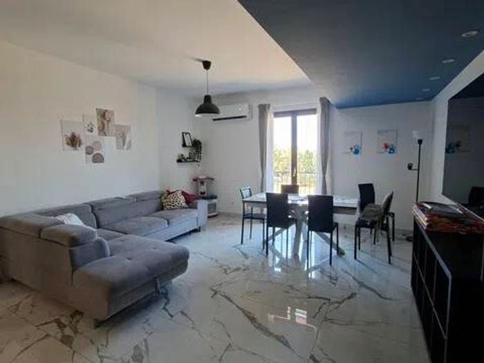 Appartamento quadrilocale in vendita in Via Stazione Circumetnea No Number, Paternò