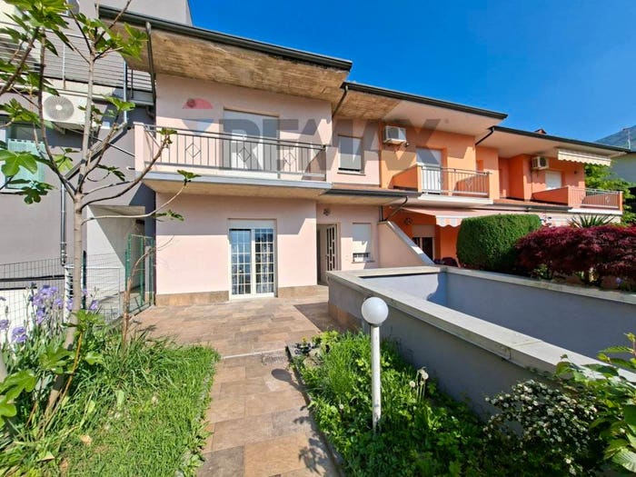 Casa con 5 locali in vendita in Piangaiano, Endine Gaiano