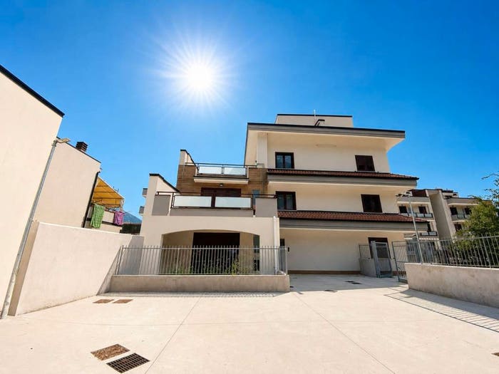 Appartamento quadrilocale in vendita in Via Piave, Centro, Castel San Giorgio