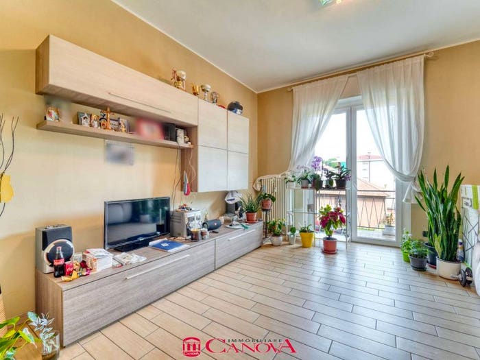 Appartamento trilocale in vendita in Via Gagini, Monte Olimpino, Como
