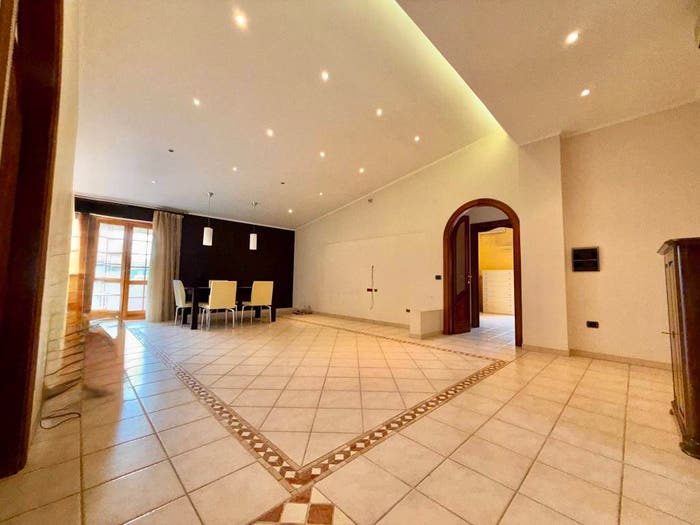 Casa con 6 locali in vendita in Via della Campana, Cioccati Zucchetti, Nettuno