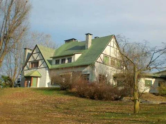 Casa con 6 locali in vendita in Via G Matteotti, Buguggiate