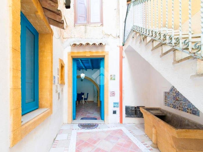 Casa trilocale in vendita in Via S Francesco, Centro Storico, Mazara del Vallo