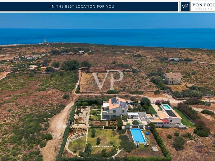 Casa con 6 locali in vendita in Via Capo San Vito, Plemmirio, Siracusa