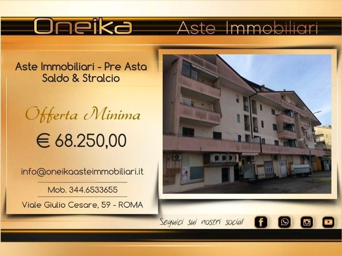Appartamento quadrilocale in vendita in Strada Provinciale CarinaroTeverola, Teverola