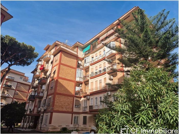 Appartamento trilocale in vendita in Via Ferdinando Acton, Ostia Levante, Roma