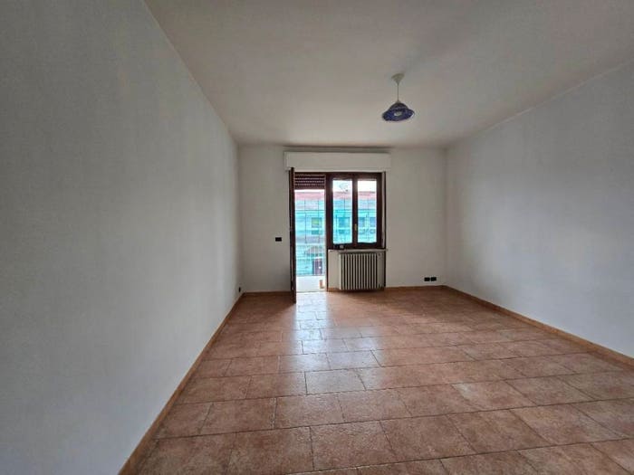 Appartamento con 5 locali in vendita in Via Guglielmo Marconi, Centro, Murisengo Monferrato