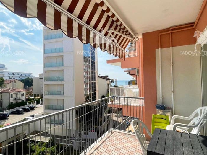 Appartamento con 5 locali in vendita in Via Andrea Bafile, Lido Centro Ovest, Jesolo