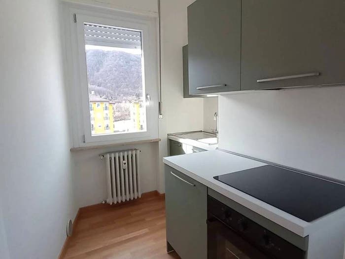 Appartamento bilocale in vendita in Piazza Moscatelli, Centro, Borgosesia