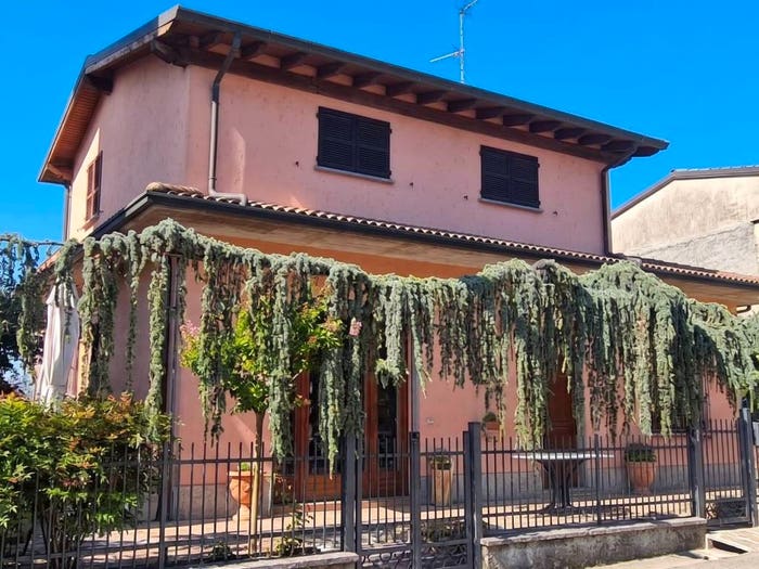 Casa con 6 locali in vendita in Frazione Costa Montefedele, Costa Montefedele, Montù Beccaria