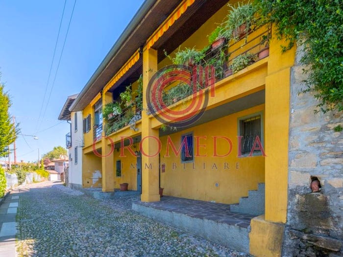 Casa con 5 locali in vendita in Via Strada Vecchia, Loreto, Bergamo