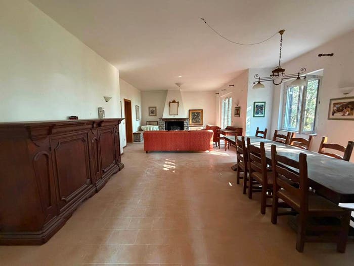 Casa con 6 locali in vendita in Via del Lago, La Trinità, Corciano