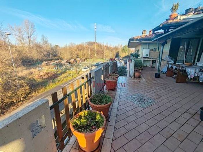 Appartamento quadrilocale in vendita in Via Pirandello, Barlassina