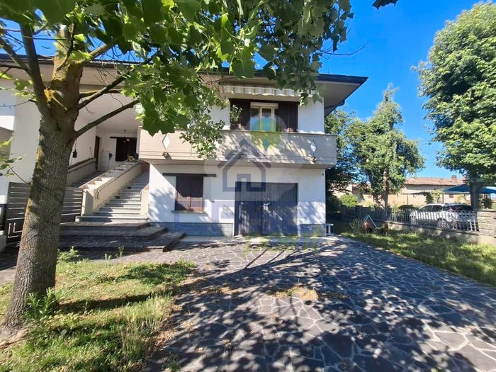 Casa con 6 locali in vendita in VIA CARINI, San Nazzaro, Monticelli d'Ongina