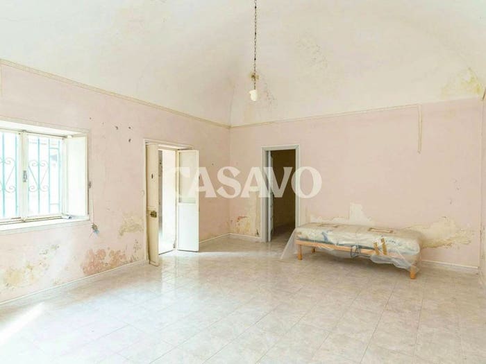Casa trilocale in vendita in Via San Michele, Centro, Aci Sant'Antonio