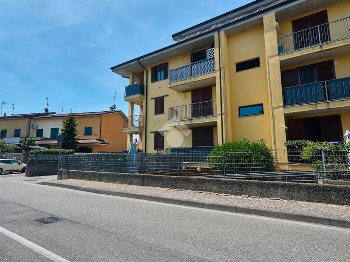 Appartamento bilocale in vendita in Via miglioli, Centro, Zelo Buon Persico