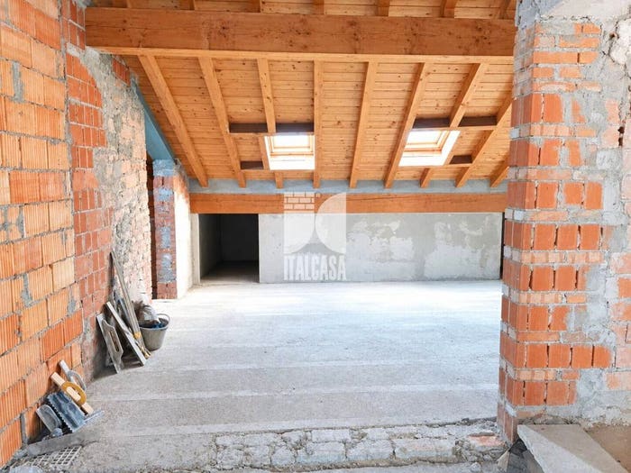 Casa monolocale in vendita in Vicolo Pozzo, Centro, Mantova