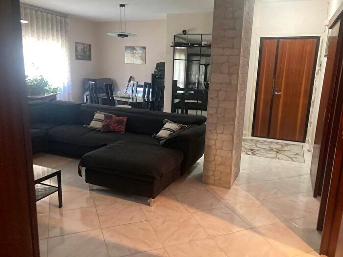 Appartamento quadrilocale in vendita in Via Alessandro Pertini, San Nicola La Strada