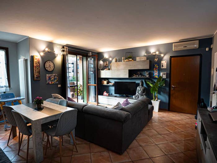 Appartamento trilocale in vendita in Via Louise Breill, Casalgrande