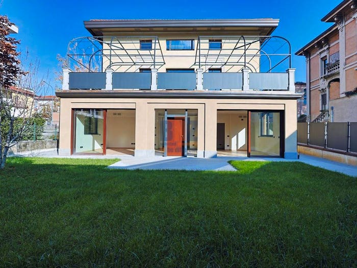 Appartamento con 6 locali in vendita in Via Luigi Apollonio, Crocifissa di Rosa, Brescia