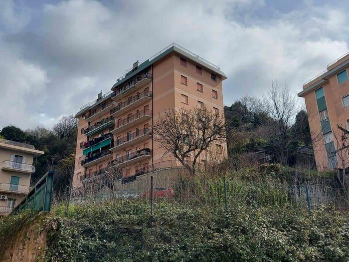 Appartamento bilocale in vendita in Viale Michelangelo Buonarroti, Certosa, Genova