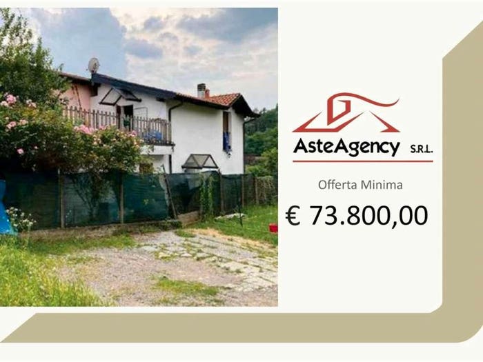 Casa trilocale in vendita in via G Verga, Centro, Bisuschio