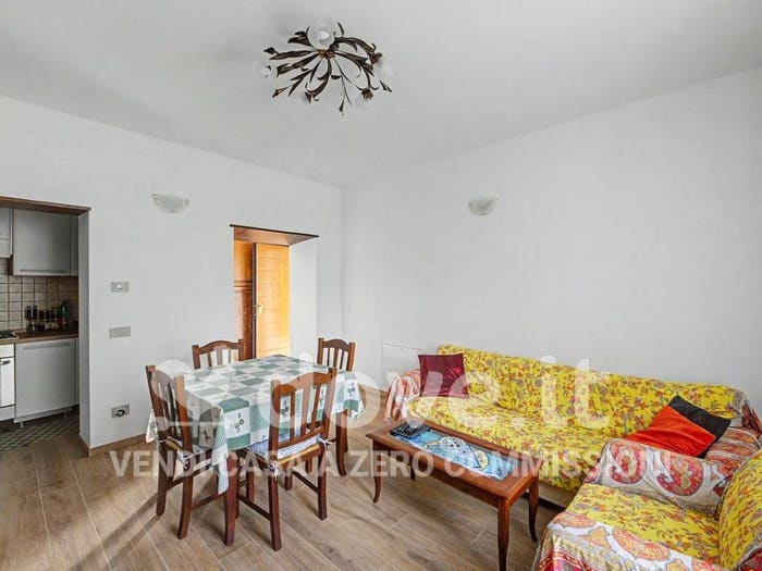 Appartamento bilocale in vendita in Via XXVI Agosto, Morazzone