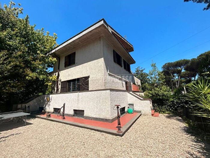 Appartamento con 6 locali in vendita in Via Roberto Mazzucco, La Storta, Roma