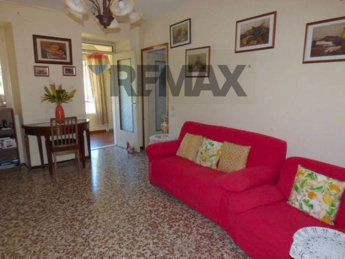 Appartamento trilocale in vendita in via castello, Cassano Valcuvia