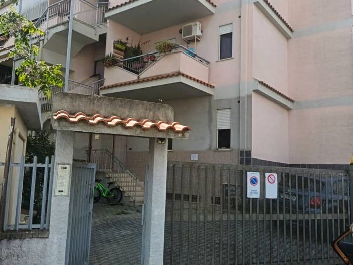Appartamento trilocale in vendita in Via Olimpia, Squillace Lido, Squillace