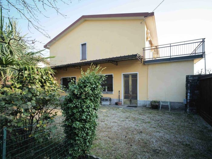 Casa con 5 locali in vendita in Centro, Castano Primo