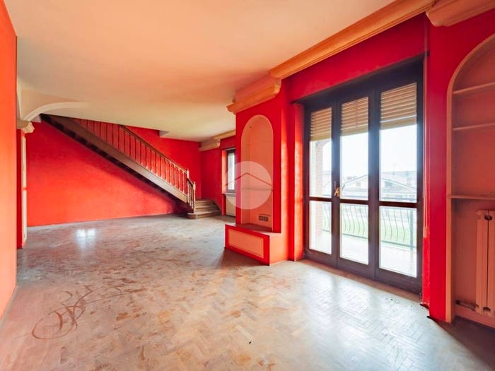 Appartamento con 6 locali in vendita in Via G Piumati, Centro, Bra