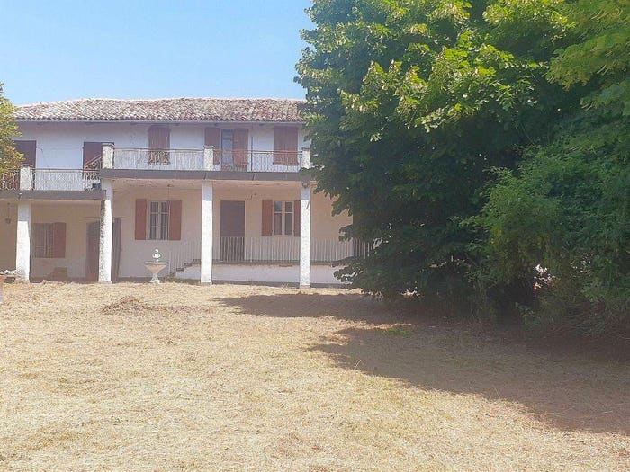Casa con 6 locali in vendita in Frazione Rocca, Montiglio Monferrato