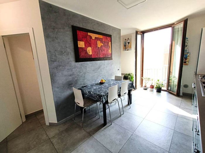 Casa quadrilocale in vendita in Camnago Boscone, Faloppio