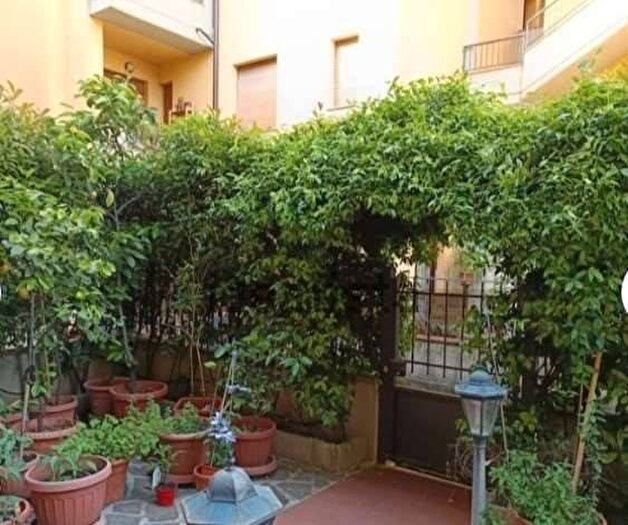 Appartamento quadrilocale in vendita in via Mincio, Chiesanuova, Prato