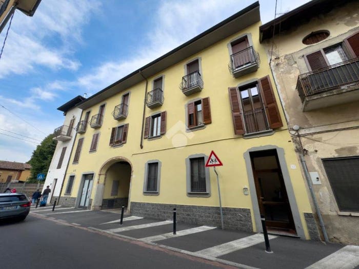 Casa trilocale in vendita in Via besana, Centro, Inzago
