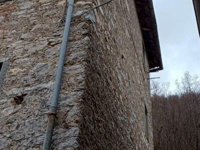 Casa con 6 locali in vendita in Via Grotte, Fabbriche di Vergemoli