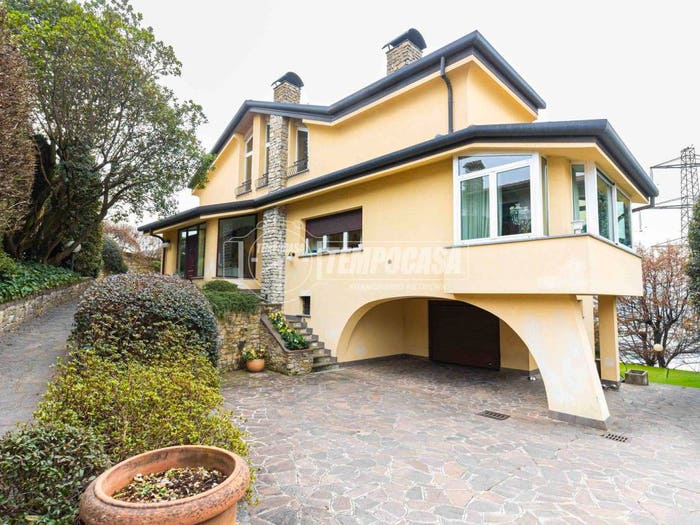 Casa con 6 locali in vendita in Via al Trescano, Centro, Oggiono