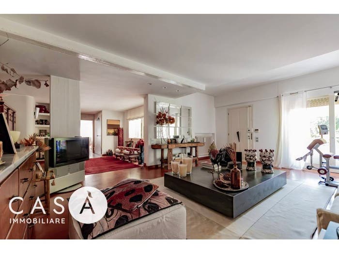 Casa con 5 locali in vendita in Viale della Libertà, Centro, Predappio