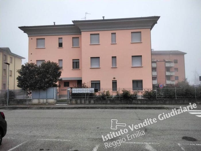Appartamento con 5 locali in vendita in Via ML King, Praticello, Gattatico