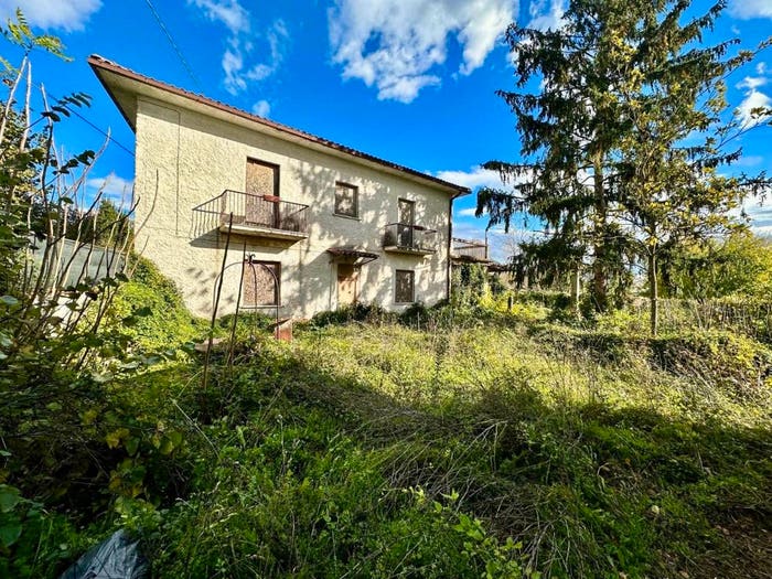Casa quadrilocale in vendita in Via Pescarola, Cassino