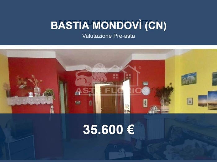 Appartamento quadrilocale in vendita in Via Giuseppe Garibaldi Bastia Mondovi' CN Italia, Bastia Mondovì