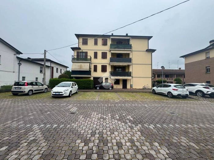 Appartamento bilocale in vendita in Via SAN BIAGIO, Centro, Castelnovo di Sotto