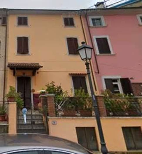 Appartamento con 5 locali in vendita in Via Roma, Centro, Seravezza
