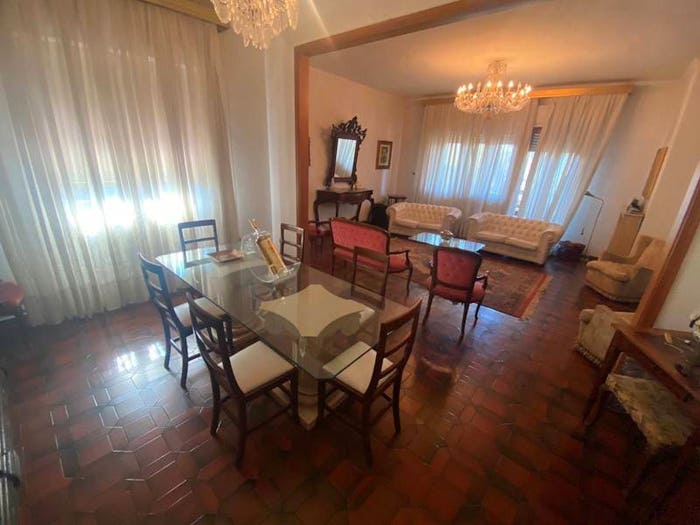 Casa con 6 locali in vendita in Via Montalese, Fornacelle, Montemurlo